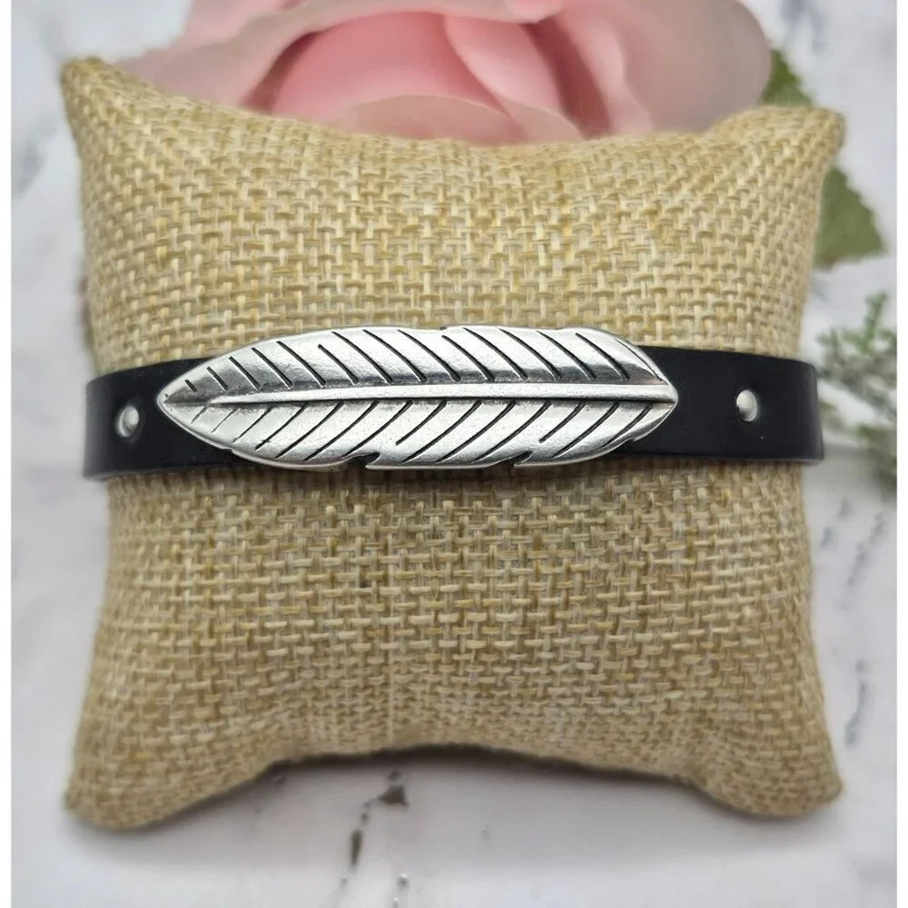 Mens Black Leather Bracelet Silver Tone Feather Slide Charm Punk Magnetic Clasp